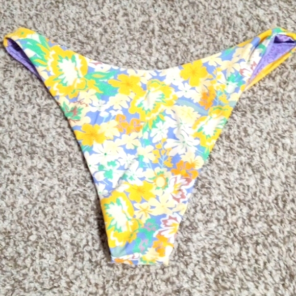 Shein reversible swim suit - Picture 2 of 7